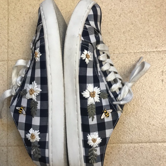 Betsy Johnson Edna slip on sneakers - Picture 3 of 6